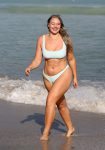 Iskra Lawrence Sexy Body