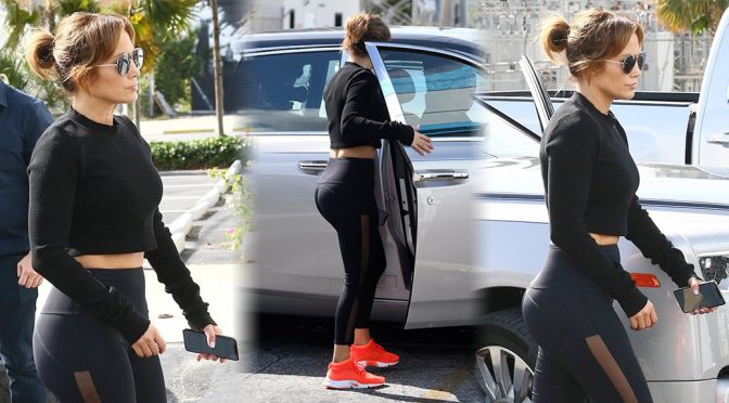 Jennifer Lopez – Sexy Candids in Miami