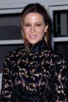 Kate Beckinsale Braless Breasts