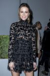 Kate Beckinsale Braless Breasts