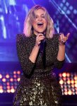 Kelsea Ballerini Sexy Legs