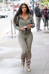 Kim Kardashian Sexy Curves