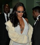 Rihanna Sexy Clevage In London