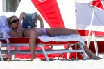 Roosmarijn De Kok Sexy Tiny Bikini