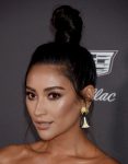 Shay Mitchell Sexy Legs