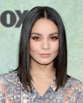 Vanessa Hudgens Sexy And Leggy