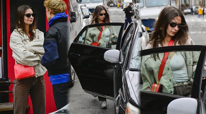 Emily Ratajkowski – Braless Boobs in New York