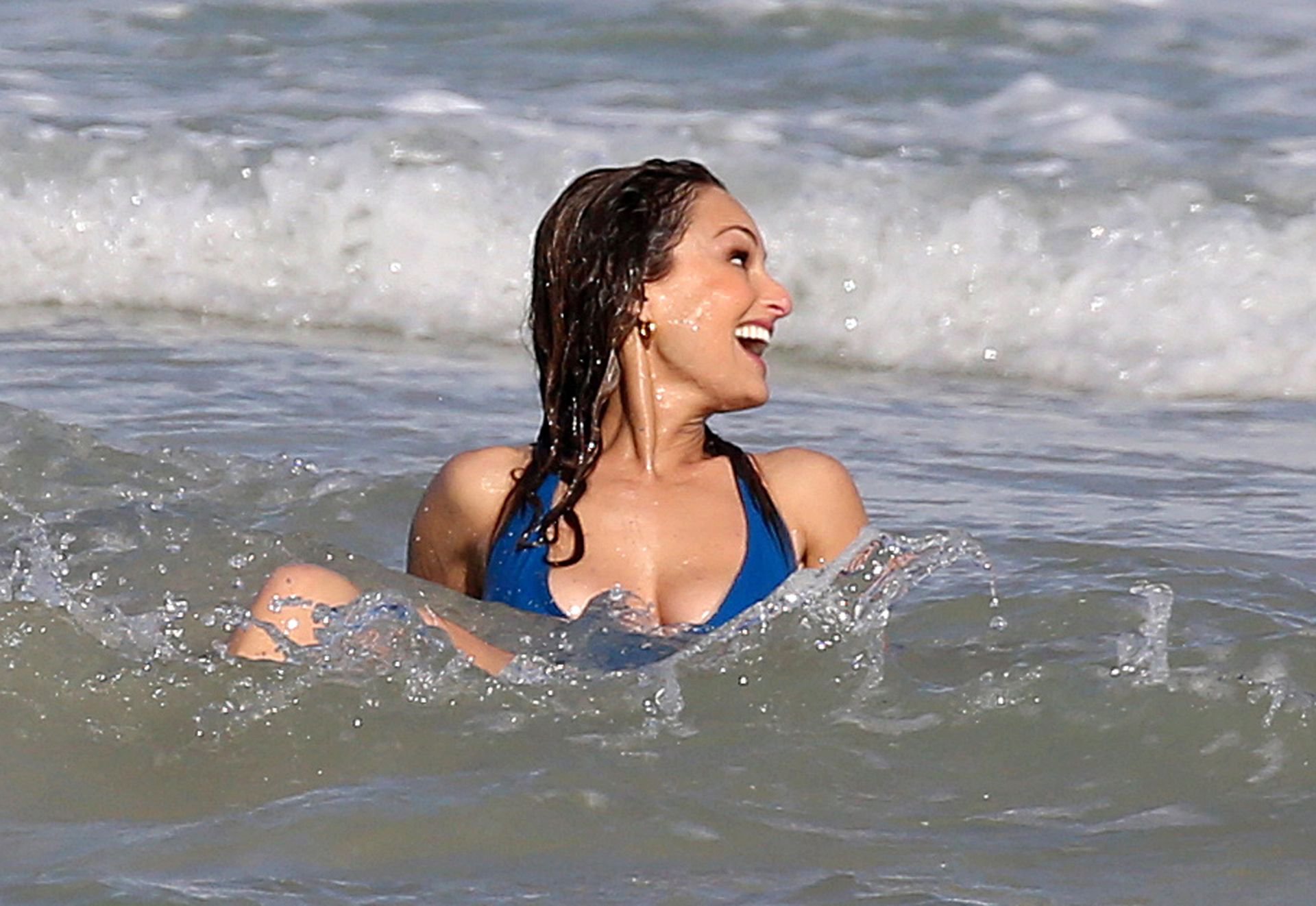 Giada De Laurentiis - Swimsuit Candids at a Beach in Miami (Nipslip). 