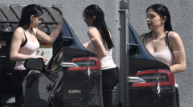 Ariel Winter – Sexy Candids in Studio City