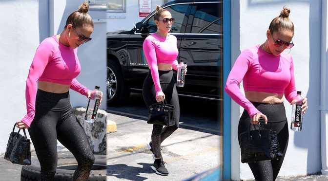 Jennifer Lopez – Sexy Candids in Miami
