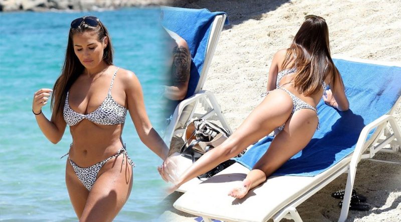 Chloe Goodman – Sexy Bikini Candids in Mykonos