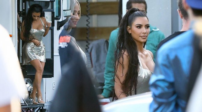 Kim Kardashian – Sexy at Paris Hilton’s Music video shoot in Los Angeles