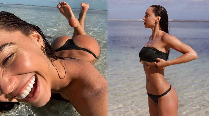 Alexis Ren – Sexy Bikini Photoshoot