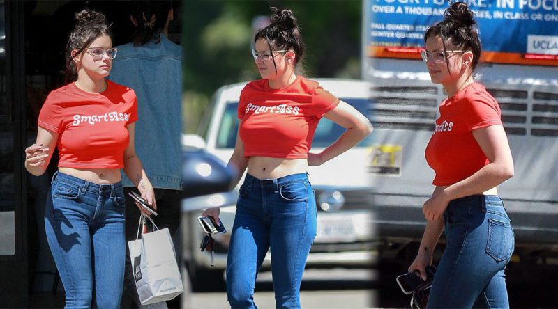 Ariel Winter – Sexy Big Boobs at Joan’s On Third in Los Angeles