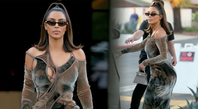 Kim Kardashian – Sexy Big Ass at La Plata Taqueria & Cantina in Agoura Hills