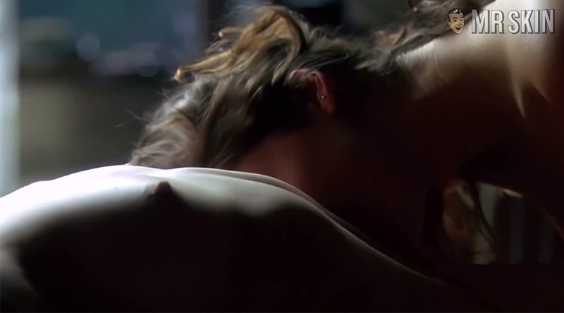 See Piper Perabo’s Pair-a-boobs!