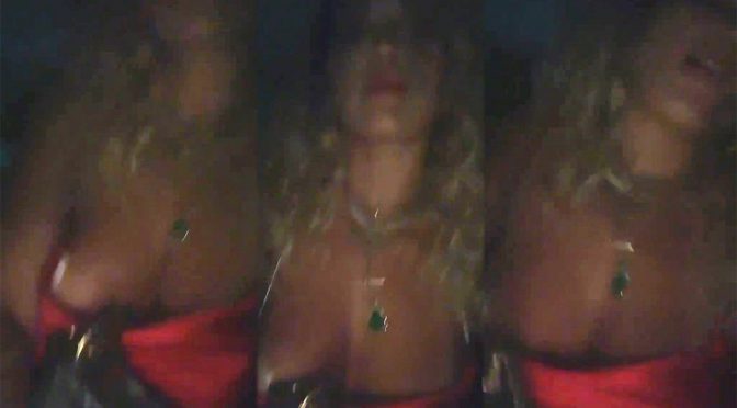 Rita Ora – Boob Slip Video