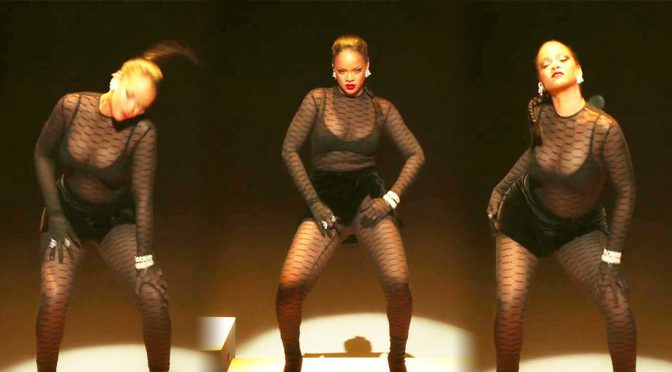Rihanna – Sexy Lingerie Dance at SavagexFenty Fashion Show in New York