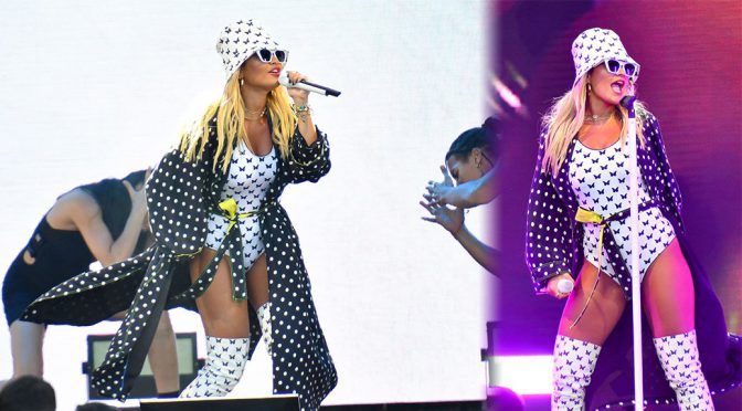 Rita Ora – Sexy on Stage in Velizy-Villacoublay
