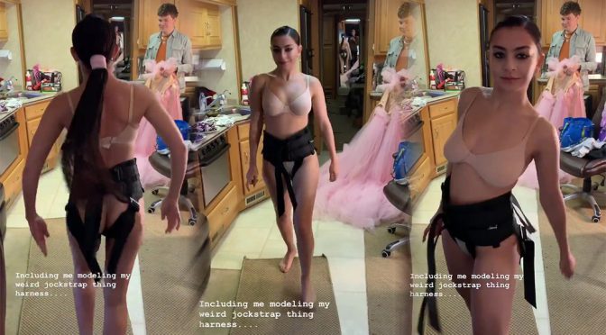 Charli XCX – Sexy Bouncy Boobs Video