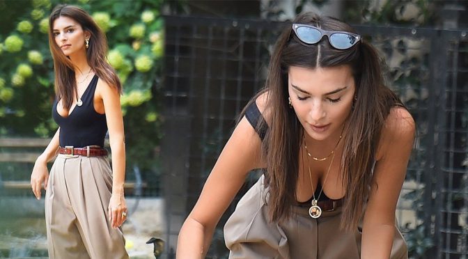 Emily Ratajkowski – Sexy Braless Cleavage in New York