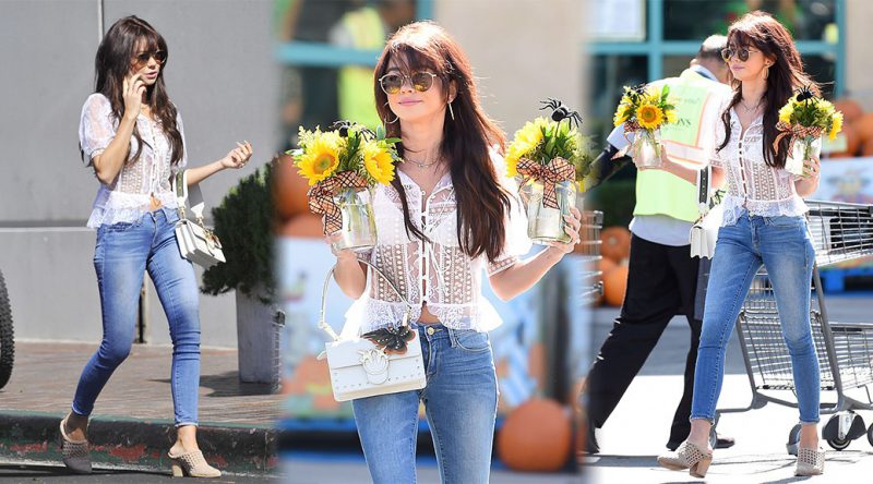 Sarah Hyland – Sexy Casual Candids in Los Angeles