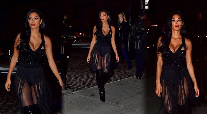 Nicole Scherzinger – Sexy Big Boobs at Jonathan Ross Halloween Party in London
