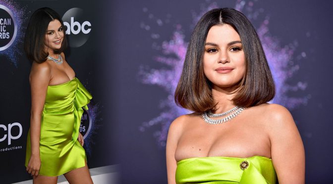 Selena Gomez – Sexy Big Cleavage at 2019 American Music Awards in Los Angeles