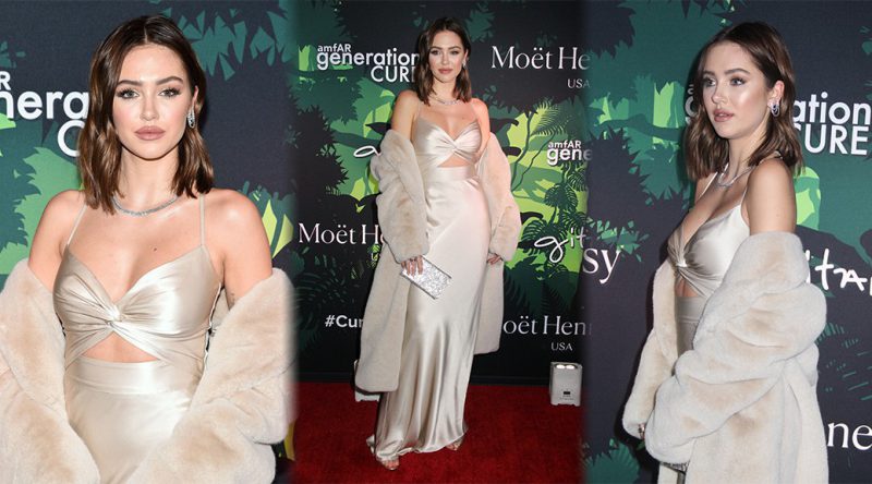 Delilah Belle Hamlin – Sexy Boobs at amfAR generationCURE Holiday Party in New York