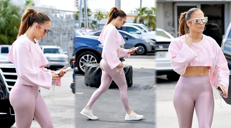 Jennifer Lopez – Sexy Ass in Pink Leggings at a Gym in Miami