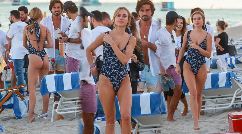 Kimberley Garner – Sexy Ass in Blue Swimsuit in Miami