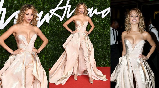 Rose Bertram – Big Boobs in Sexy CLeavage at Fashion Awards 2019 in London
