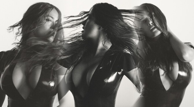 Salma Hayek – Sexy Boobs in Big Cleavage in Love Magazine Photoshoot (Issue 23 February 2020)