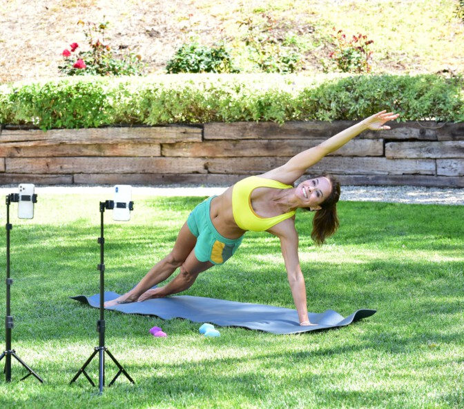 Brooke Burke Sexy Workout