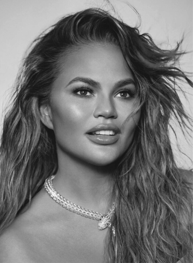 Chrissy Teigen Pretty Portraits