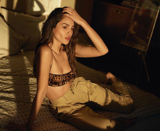 Eiza Gonzalez Beautiful Photoshoot