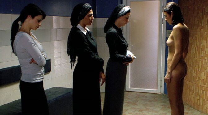 Naked Celebs Dropping Towel