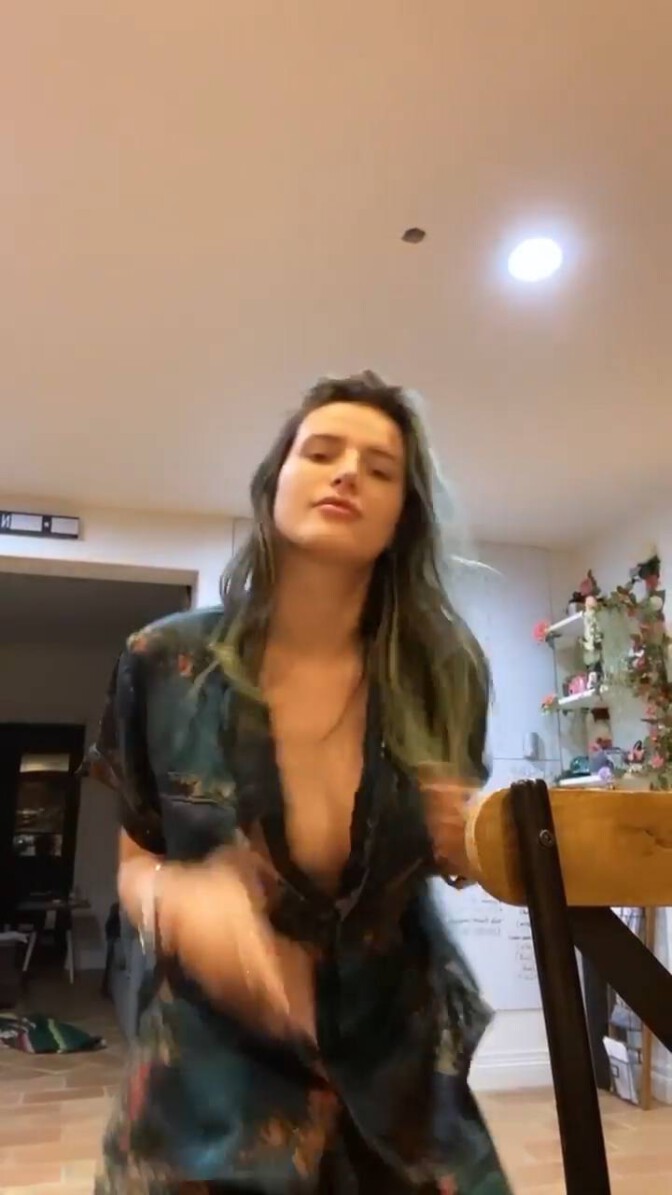 Bella Thorne Braless Dance