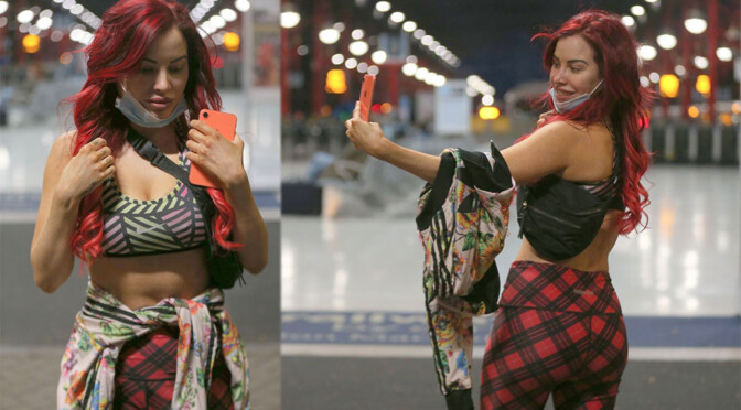 Carla Howe – Sexy Ass and Boobs in Sports Bra Out in London