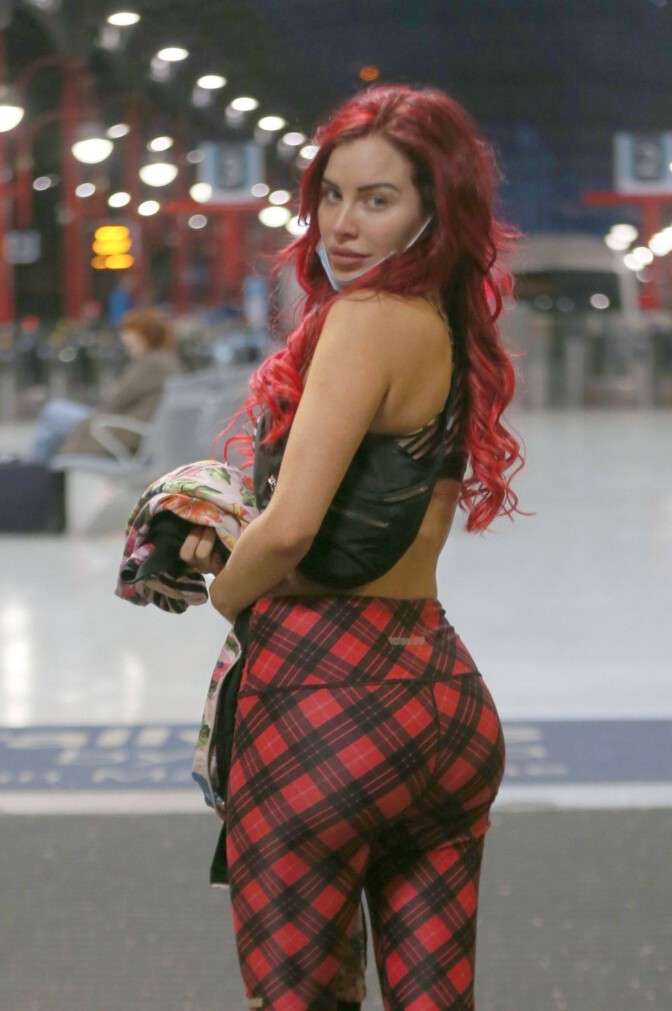 Carla Howe Sexy Ass And Boobs