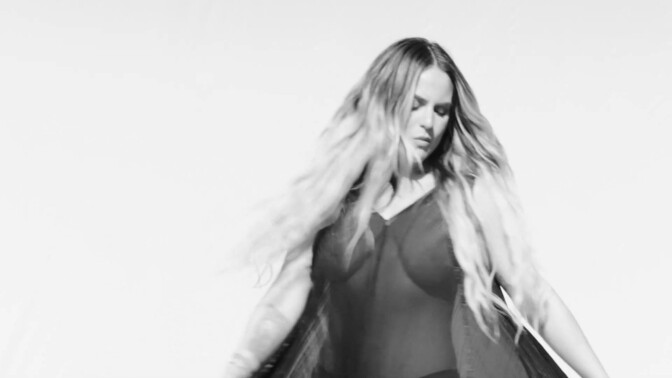 Jojo Big Boobs In Transparent Outfit
