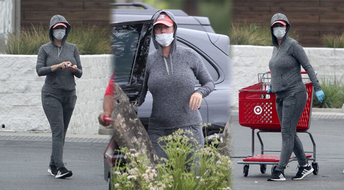 Katy Perry – Sexy Big Boobs Out Shopping in Los Angeles