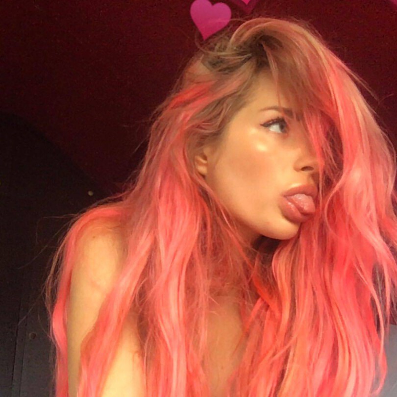 Lottie Moss Sexy Nipslip