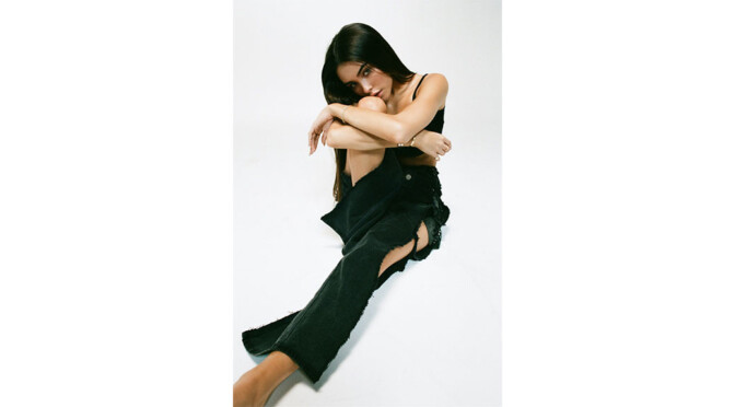 Madison Beer – Beautiful in Seductive Photoshoot for V Magazine (April 2020)