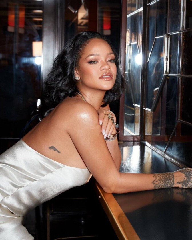 Rihanna Beauitful Photoshoot