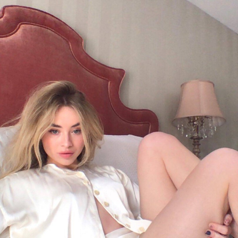 Sabrina Carpenter Sexy