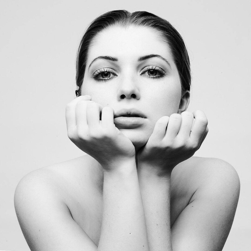 Sammi Hanratty Topless