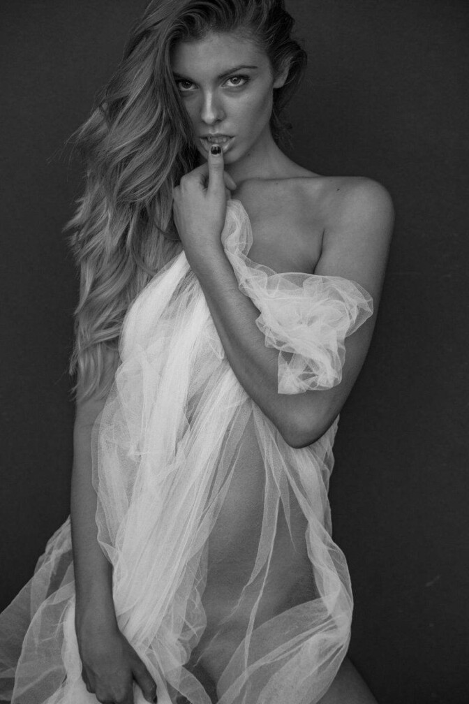 Carmella Rose Beautiful Naked Pics