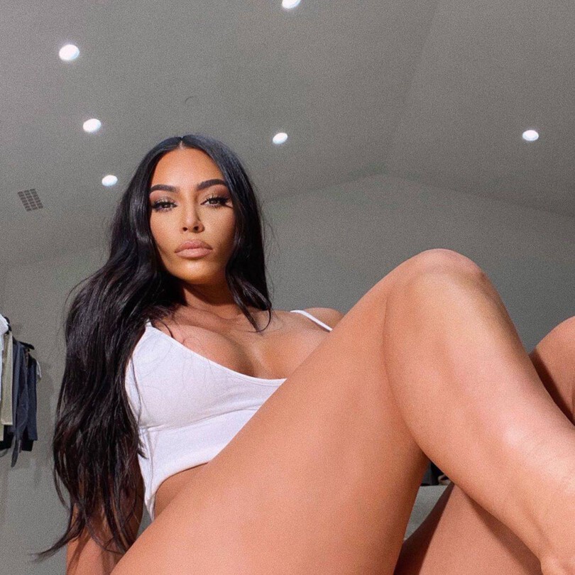 Kim Kardashian Sexy Boobs And Legs