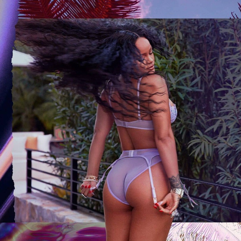 Rihanna Hot Ass In Lingerie